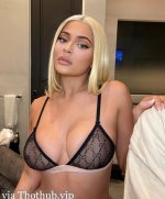 Kylie Jenner leak celebrities leaked porn photos and videos-Thothub.vip (9).jpg
